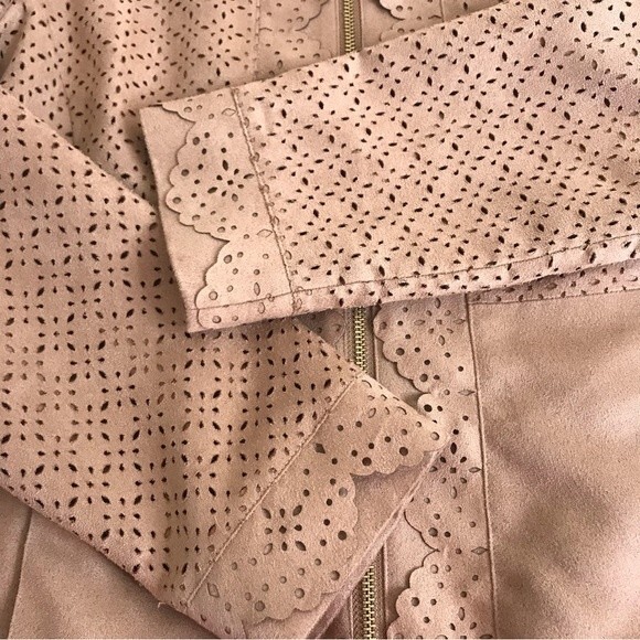 Chicos Faux Suede Perforated Laser Cut Zip Front Long Sleeve Camel Tan Jacket S - Picture 8 of 16